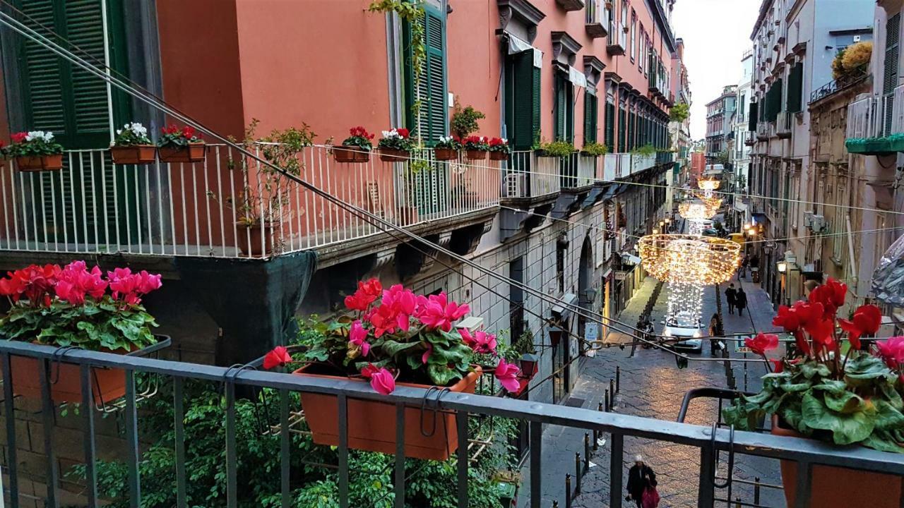 Il Salotto Di Nonna Cornelia 2 Hotel Naples Luaran gambar
