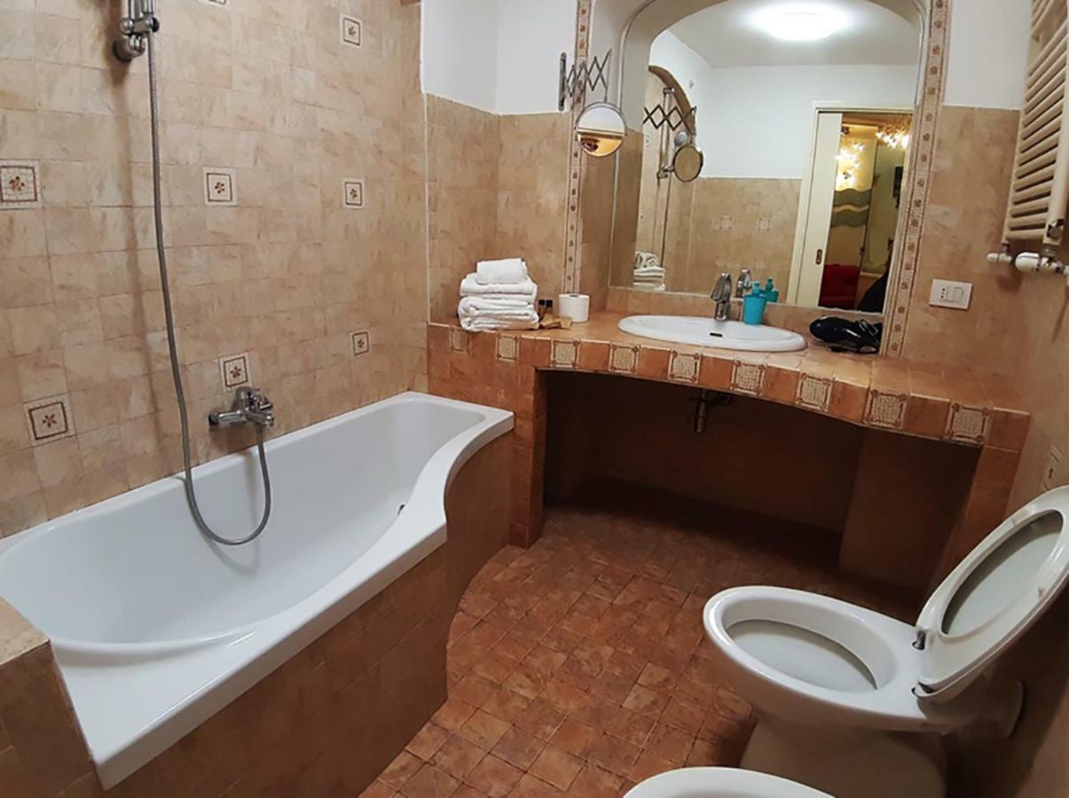 Il Salotto Di Nonna Cornelia 2 Hotel Naples Luaran gambar